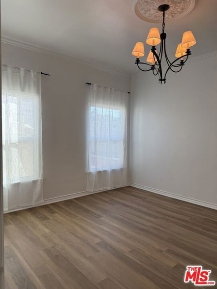 property at 157 N La Peer Dr