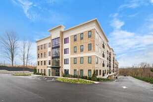 5545 Park Ave in Fairfield, CT - Building Photo