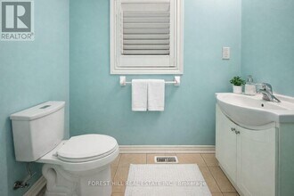 38 Crystalview Crescent in Brampton, ON - Building Photo - Building Photo