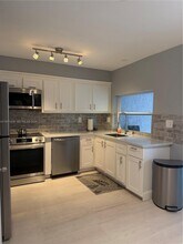 5270 NE 6th Ave in Fort Lauderdale, FL - Building Photo - Building Photo