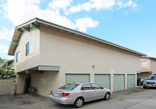 829 N Olive St in Orange, CA - Building Photo - Building Photo