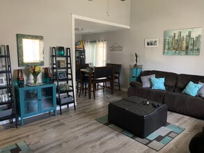 550 Roosevelt Ave in Toms River, NJ - Building Photo - Building Photo