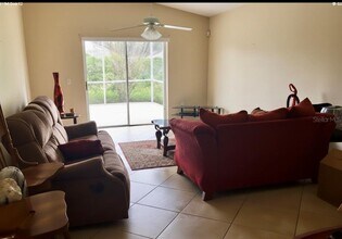 2127 Rj Cir in Kissimmee, FL - Building Photo - Building Photo