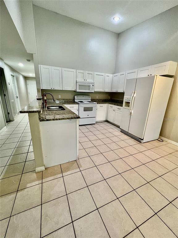 37227 Grassy Hill Ln in Dade City, FL - Building Photo - Building Photo