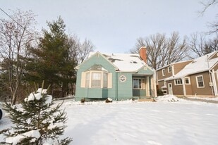 1531 6th St SW in Rochester, MN - Building Photo