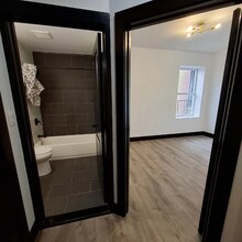 10 Thomas St in Newark, NJ - Foto de edificio - Building Photo