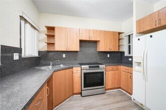 631 SW 10th St in Homestead, FL - Building Photo - Building Photo