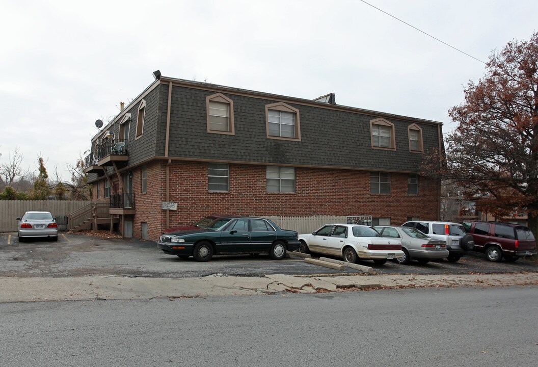 The Phog in Kansas City, KS - Building Photo