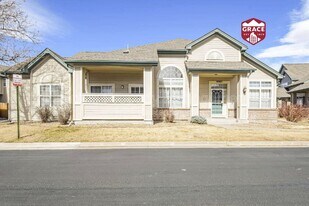 9985 E Hawaii Pl in Denver, CO - Building Photo