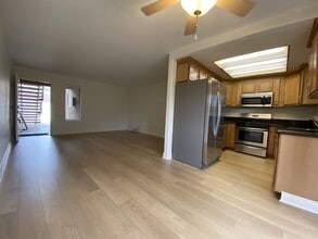 3853 San Ramon Dr in Oceanside, CA - Building Photo - Building Photo