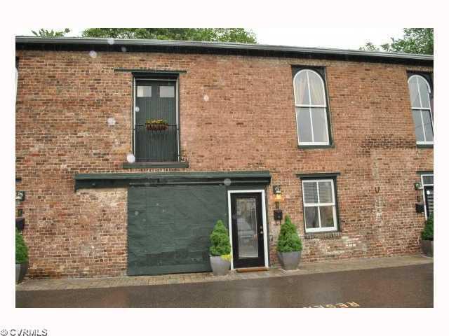 2511 Mule Barn Aly in Richmond, VA - Building Photo