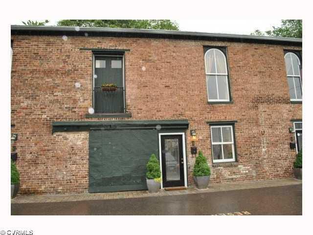 property at 2511 Mule Barn Aly