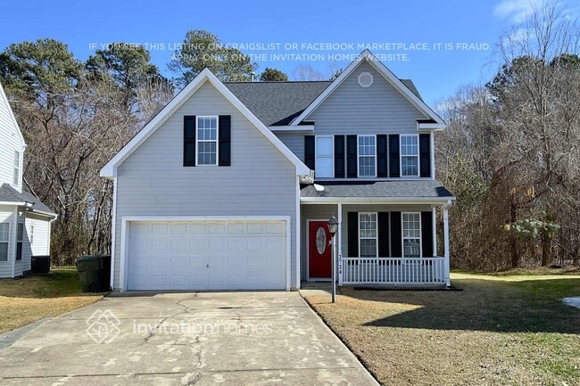 property at 2724 Golden Amber Ct