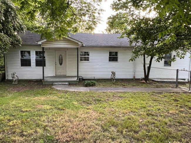 property at 1821 Freeport Rd NW