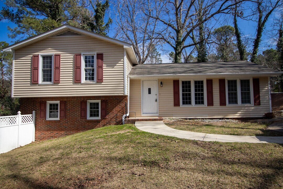 36 Converse Dr in Aiken, SC - Building Photo