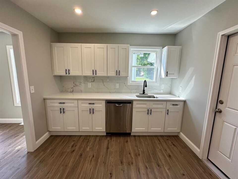 197 Shaw St in New London, CT - Building Photo