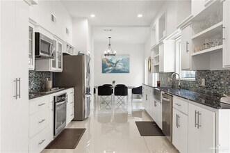 23 N 2nd St in McAllen, TX - Building Photo - Building Photo