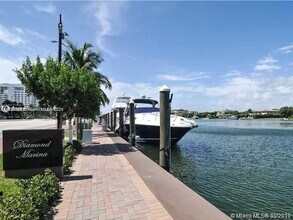 4775 Collins Ave, Unit # 2702 in Miami Beach, FL - Building Photo - Building Photo