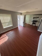 5701 Mesa Cir in Dallas, TX - Building Photo - Building Photo