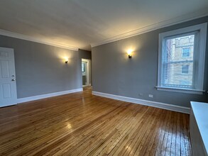 8000 S Champlain Ave, Unit 625-2 in Chicago, IL - Building Photo - Building Photo