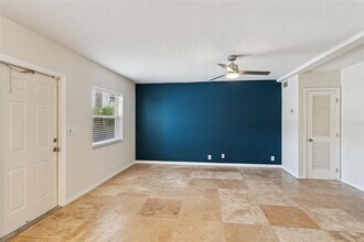 1470 N Dixie Hwy in Fort Lauderdale, FL - Building Photo - Building Photo
