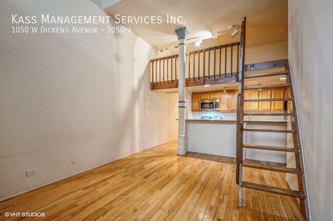 1050 W Dickens Ave
