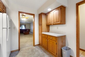 1632 Poplar Ln in Woodstock, IL - Building Photo - Building Photo