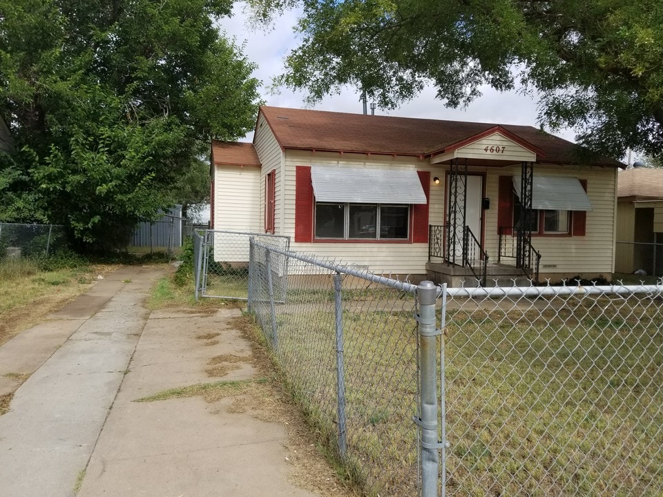 4607 Preston St in Amarillo, TX - Building Photo