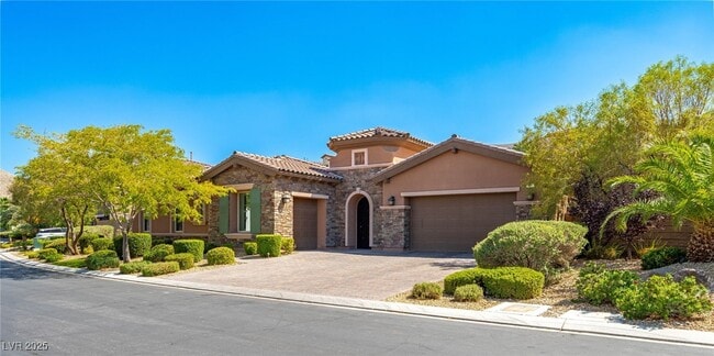 47 Grand Masters Dr in Las Vegas, NV - Building Photo - Building Photo