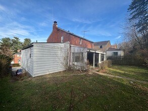 123 MacFarlane Dr in Pittsburgh, PA - Building Photo - Building Photo