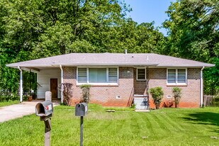 1208 26th Ave in Hueytown, AL - Building Photo