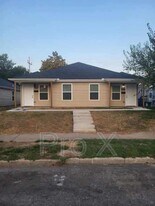 1413 S Byers Ave in Joplin, MO - Building Photo