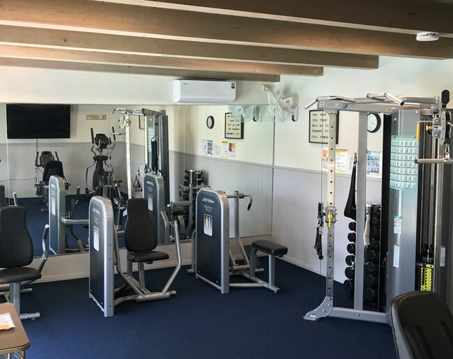 17700 S Western Ave in Gardena, CA - Building Photo - Building Photo