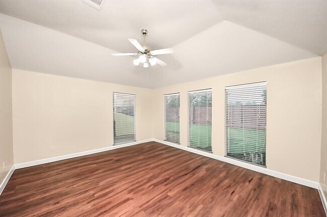4807 Taylor Lake Ct in Richmond, TX - Building Photo - Building Photo