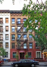 561 E 81st St in New York, NY - Building Photo - Building Photo