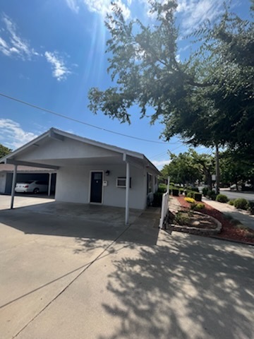 property at 1816 Rose Ave