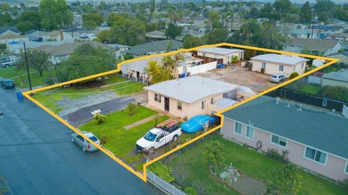 2477-2483 Hardy Dr in Lemon Grove, CA - Building Photo - Building Photo