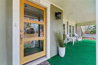 302 Hascall Rd NW in Atlanta, GA - Foto de edificio - Building Photo