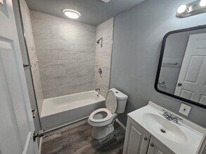 411 NW Greenmeadow Dr in Lawton, OK - Building Photo - Building Photo