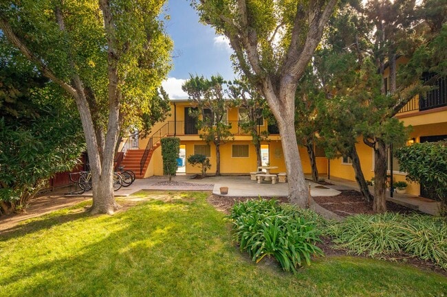 property at 1461 Missouri St