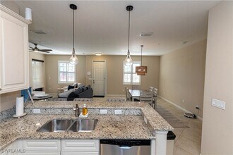 11318 Paseo Grande Blvd in Ft. Myers, FL - Building Photo - Building Photo