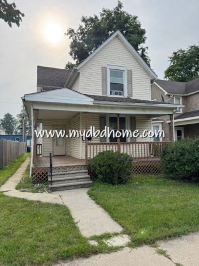 property at 3205 S Harrison St
