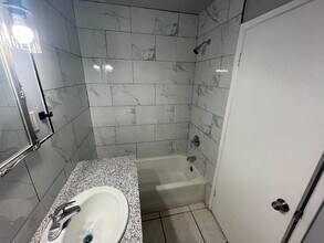 3040 N First St in Fresno, CA - Building Photo - Building Photo