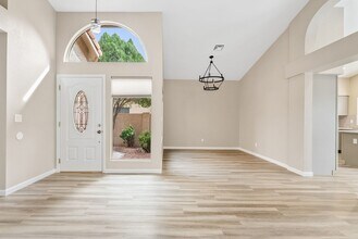 13454 N 103rd St in Scottsdale, AZ - Building Photo - Building Photo