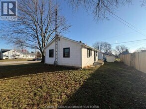 119 Lorne Ave in Wallaceburg, ON - Building Photo - Building Photo