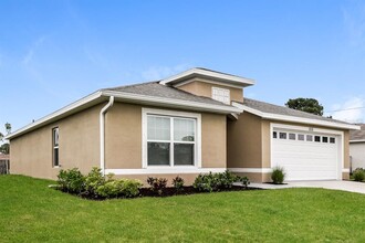 1515 NE 33rd Ln in Cape Coral, FL - Foto de edificio - Building Photo