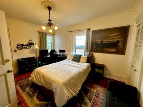 74 Mount Vernon St, Unit 2 in Somerville, MA - Building Photo - Building Photo
