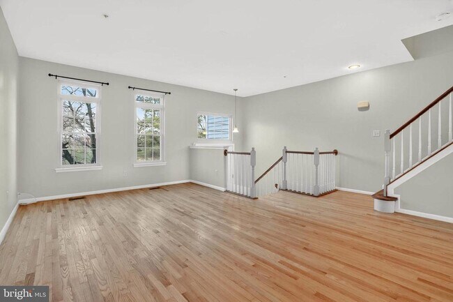 7207 Solar Walk in Columbia, MD - Building Photo - Building Photo