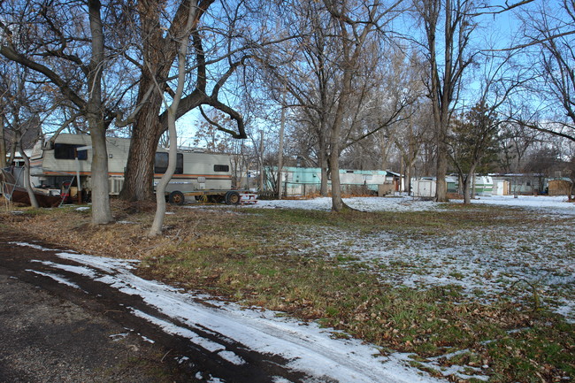 4210 W State St in Boise, ID - Foto de edificio - Building Photo