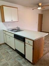 Lincoln Pointe in St. Cloud, MN - Building Photo - Building Photo